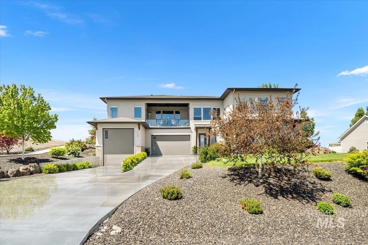 Property Photo:  7760 N Grand Ridge Lane  ID 83616-0000 