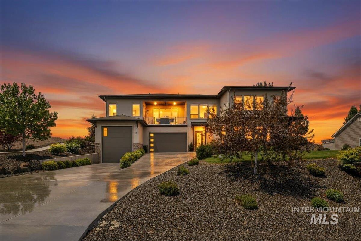 Property Photo:  7760 N Grand Ridge Lane  ID 83616-0000 
