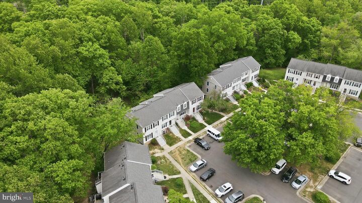 Property Photo:  2866 Burgundy Place  VA 22192 