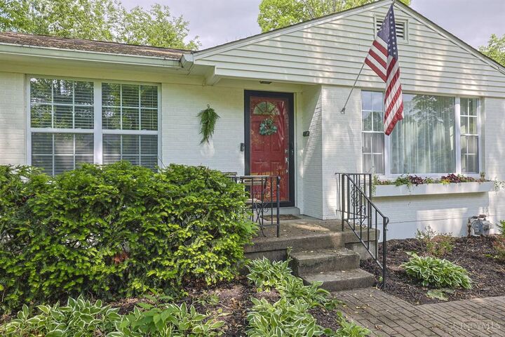 Property Photo:  1530 Maple Avenue  OH 45215 