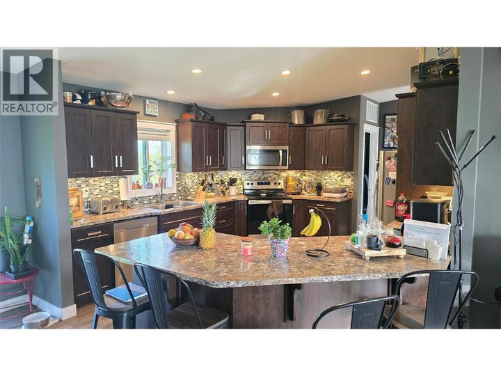 Property Photo: 3341 Glengrove Road BC V0E 2E0