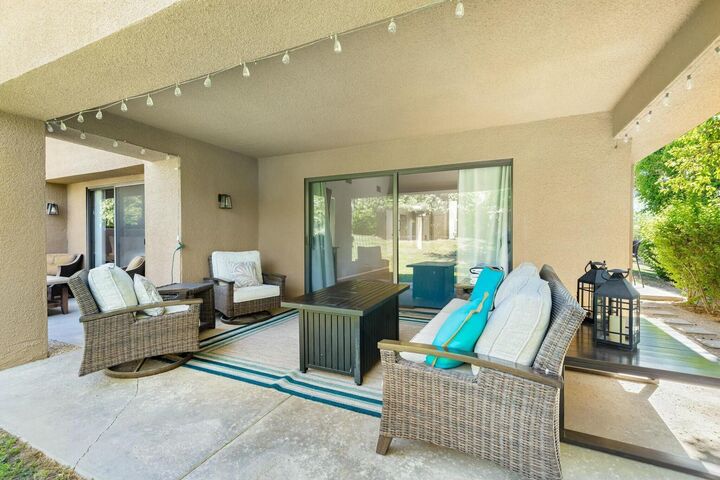 Property Photo:  73280 Rosewood Court  CA 92260 