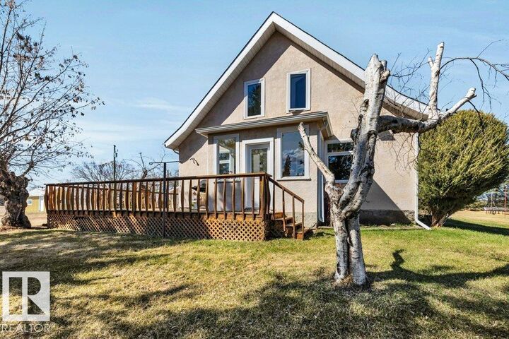 Property Photo: 27110 Twp Rd 513 AB T7Y 1H1