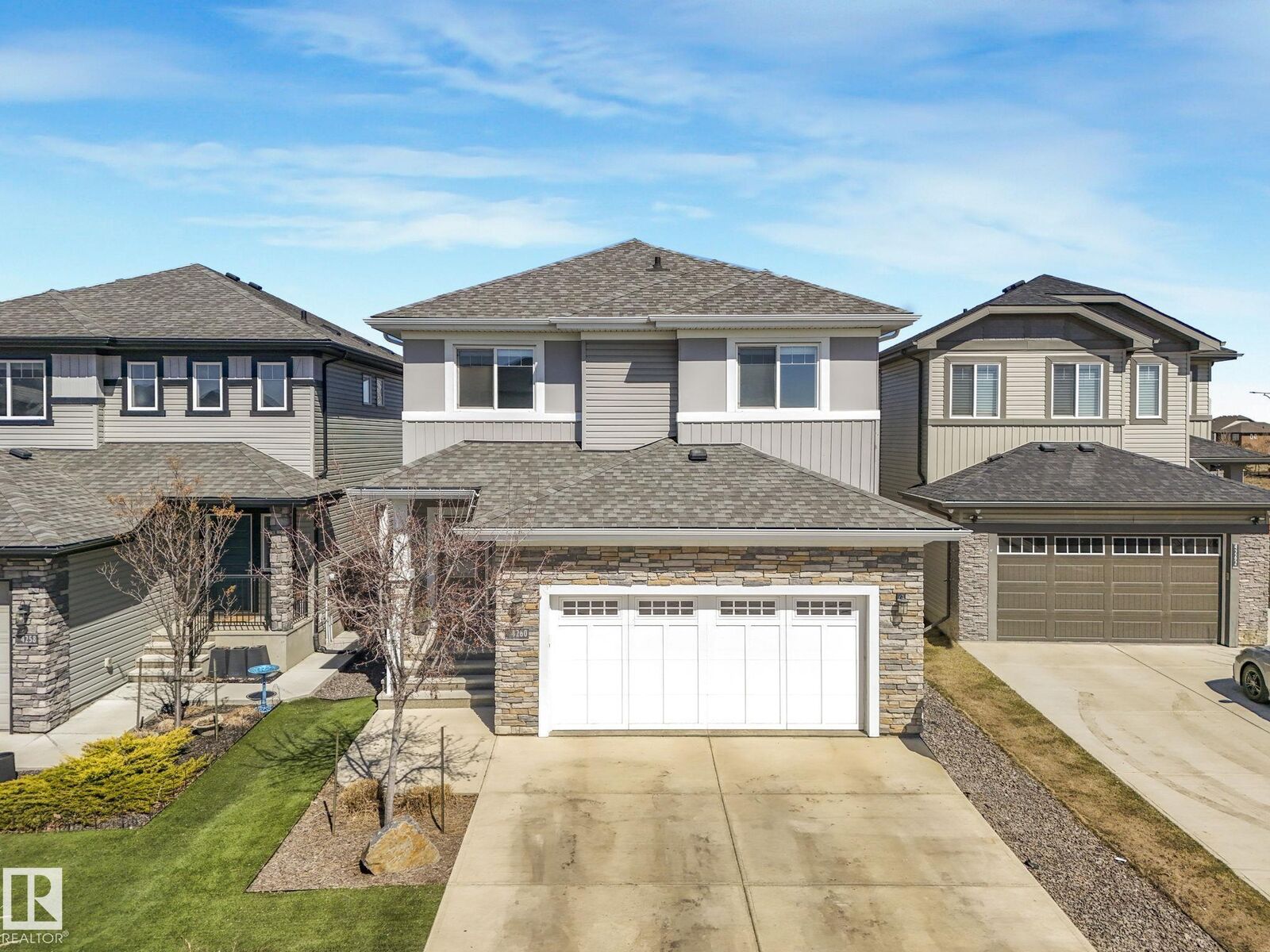 Property Photo:  4260 Charles Close SW  AB T6W 3H2 