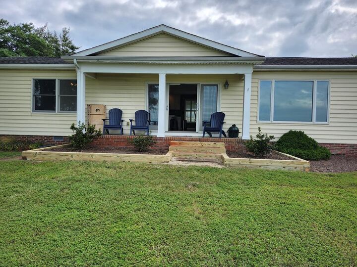 Property Photo: 23449 Holly Cove Rd VA 23417