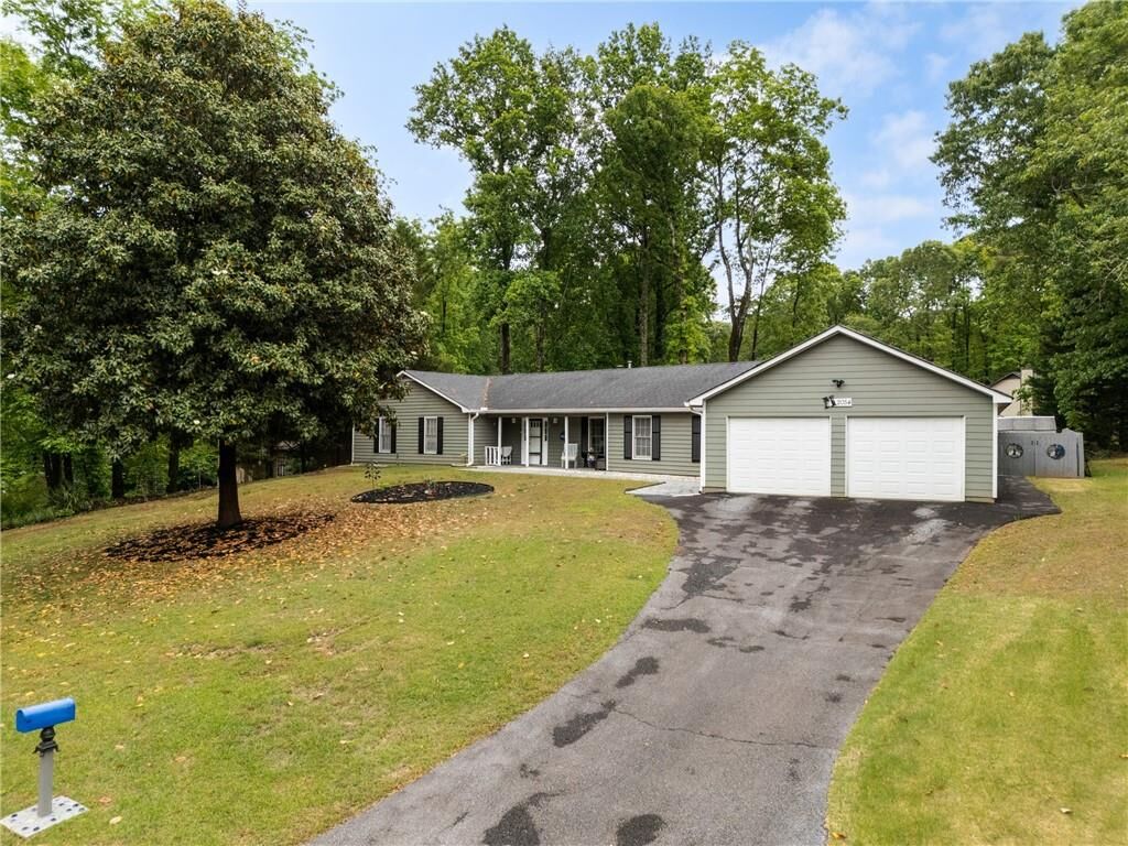 Property Photo:  2054 S Cove Trail  GA 30066 