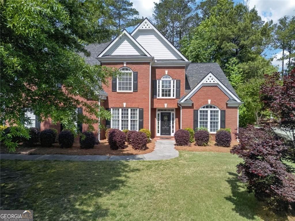 Property Photo: 1011 Chestnut Creek Drive GA 30180