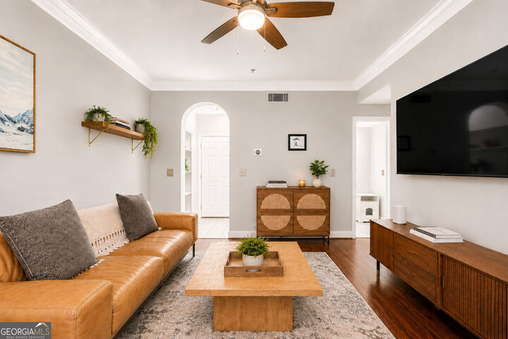 Property Photo: 3777 Peachtree Road NE 1105 GA 30319