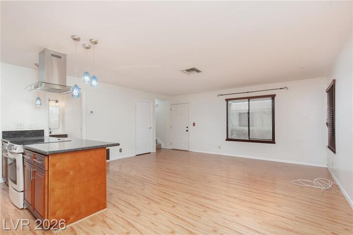 Property Photo:  1558 Elizabeth Avenue 2  NV 89119 