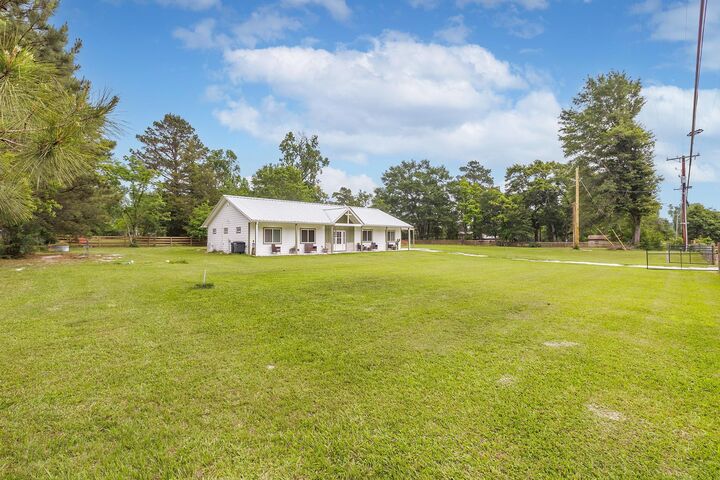 Property Photo:  121 J2s2 Lane Pvt  TX 75904 