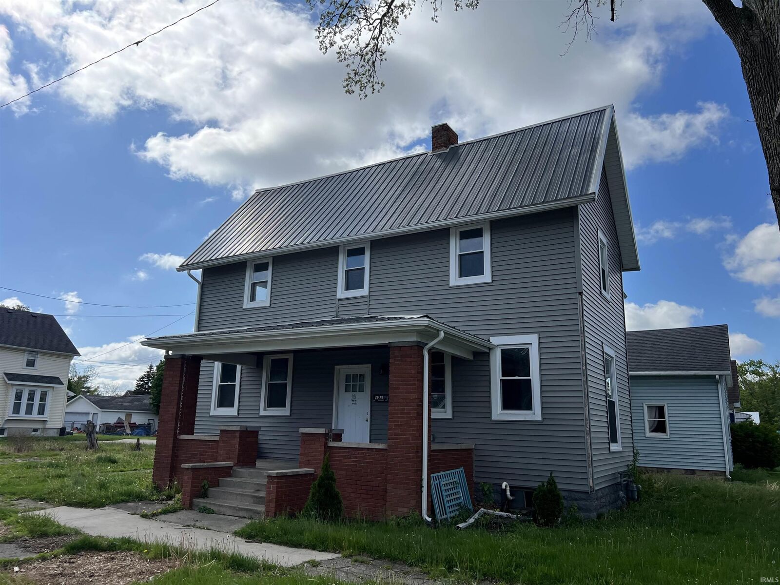 Property Photo:  903 Salamonie Avenue  IN 46750 
