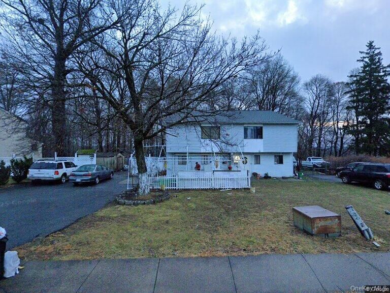Property Photo:  22 Slinn Avenue  NY 10977 