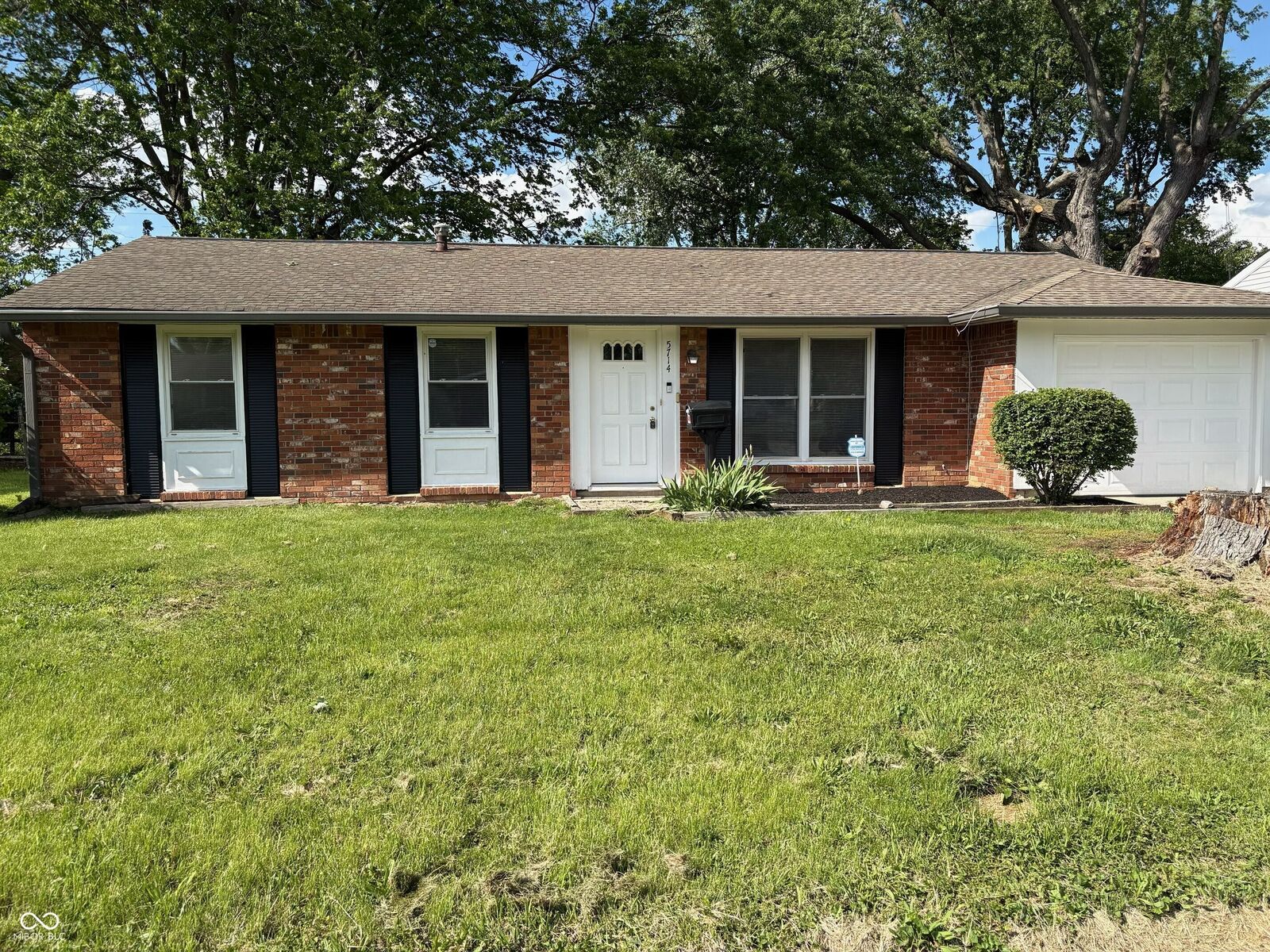 Property Photo:  5714 W 41st Place  IN 46254 