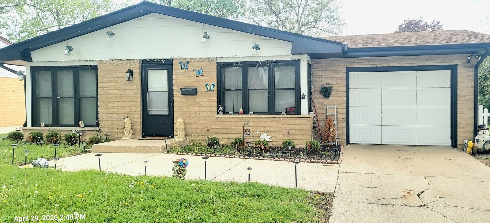 Property Photo:  703 Sheldon Avenue  IL 60506 