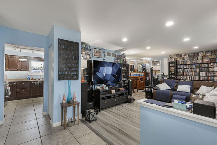 Property Photo:  4608 Sycamore Lane  IL 60008 