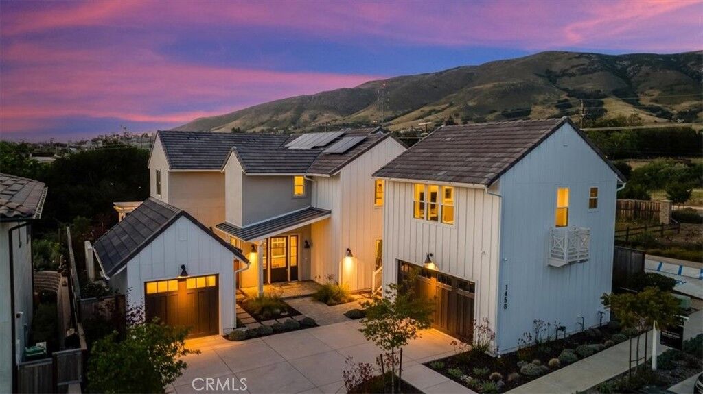 Property Photo:  1458 Parsons  CA 93401 