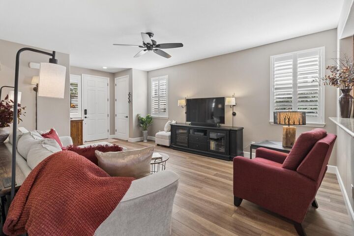 Property Photo:  7809 Barnsley Way  CA 95757 