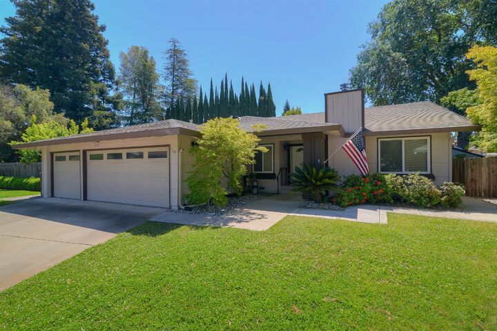 Property Photo:  7107 Riverside Boulevard  CA 95831 