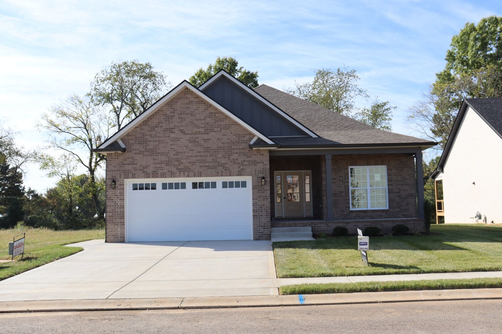 Property Photo:  734 Southern Pine Trl  TN 37043 
