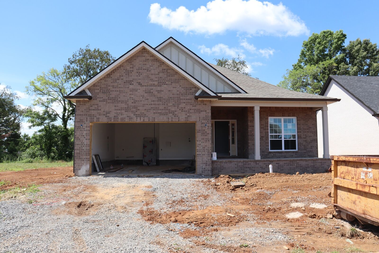 Property Photo: 734 Southern Pine Trl TN 37043
