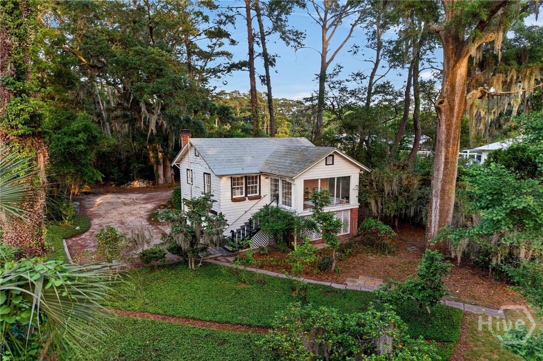 Property Photo:  289 Center Drive  GA 31406 