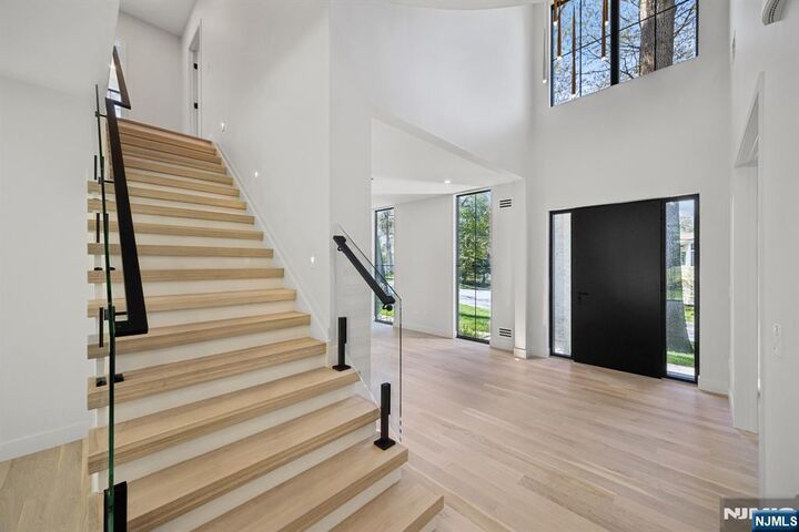 Property Photo:  242 Hardenburgh Avenue  NJ 07627 