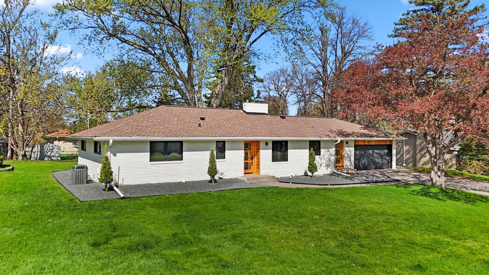 Property Photo:  2445 Holton Street  MN 55113 