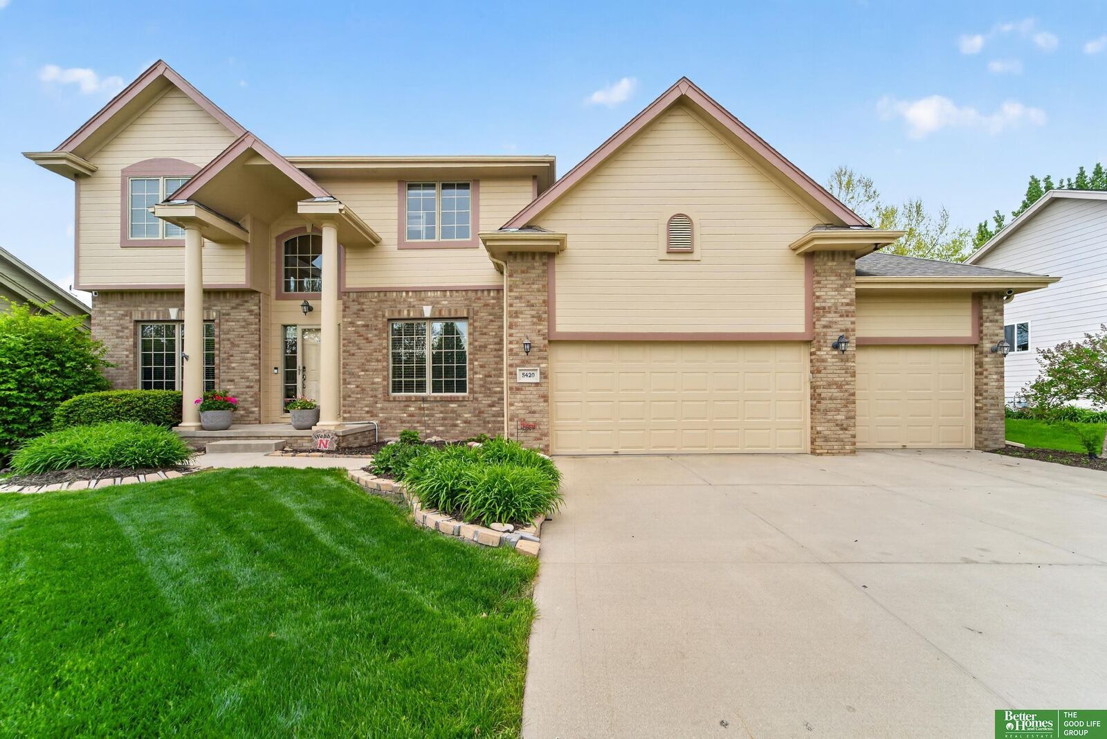 Property Photo:  5420 S 164th Street  NE 68135 