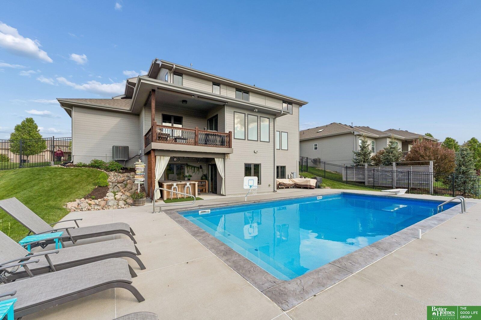 Property Photo:  10414 S 106 Street  NE 68046 