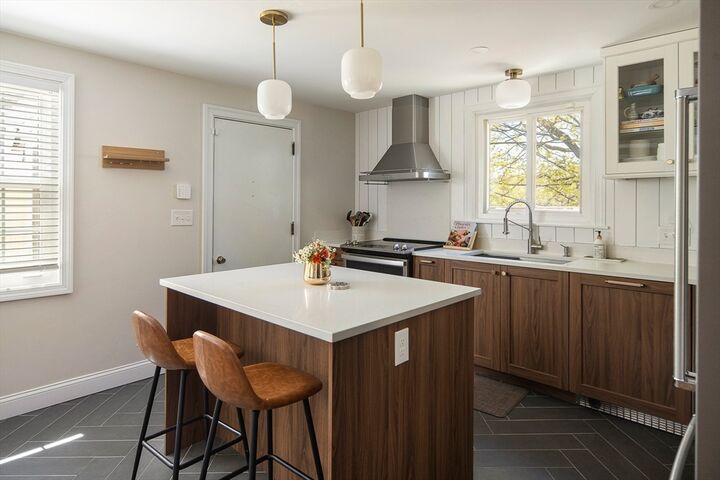 Property Photo: 6 Nantucket Ave MA 01907