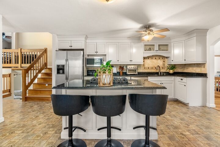 Property Photo:  39 Leonard St  MA 02330 