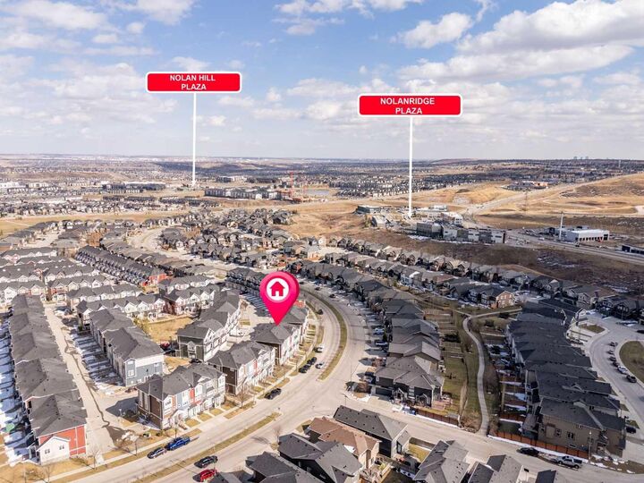 Property Photo: 496 Nolan Hill Boulevard NW AB T3R 0Y1