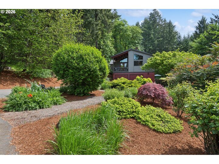 Property Photo:  21180 S Sweetbriar Rd  OR 97068 