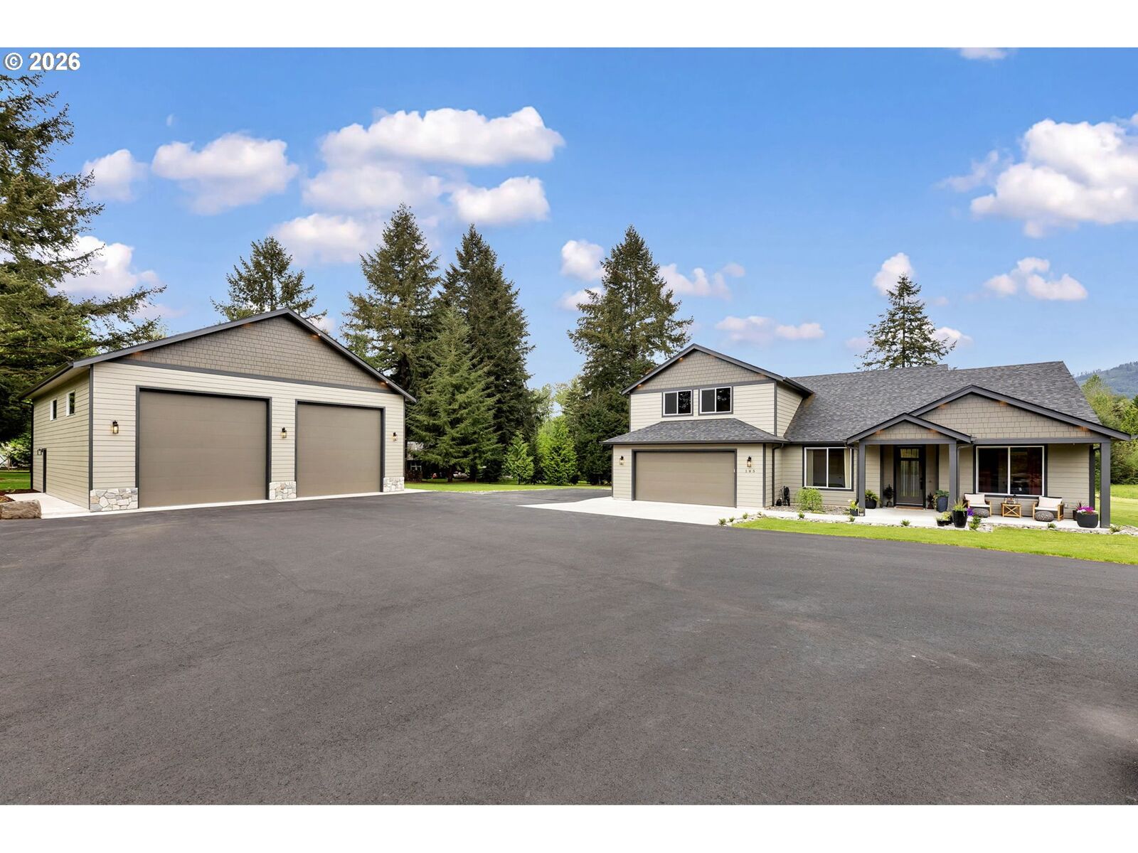 Property Photo: 185 Eagle Ct WA 98674