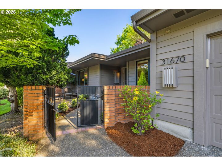 Property Photo:  31670 SW Arbor Glen Loop  OR 97070 