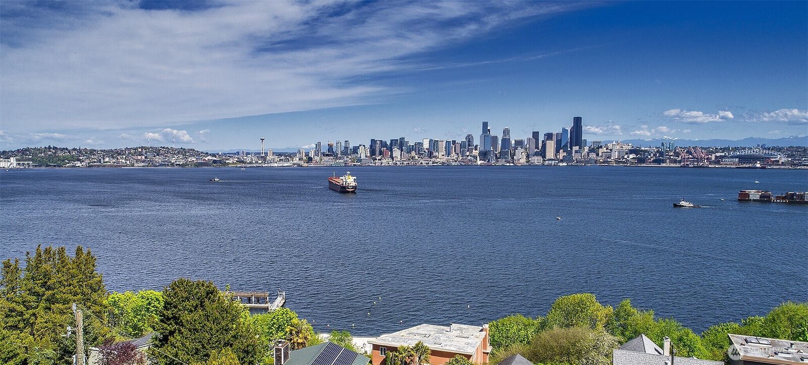 Property Photo:  1712  Arch Avenue SW  WA 98116 