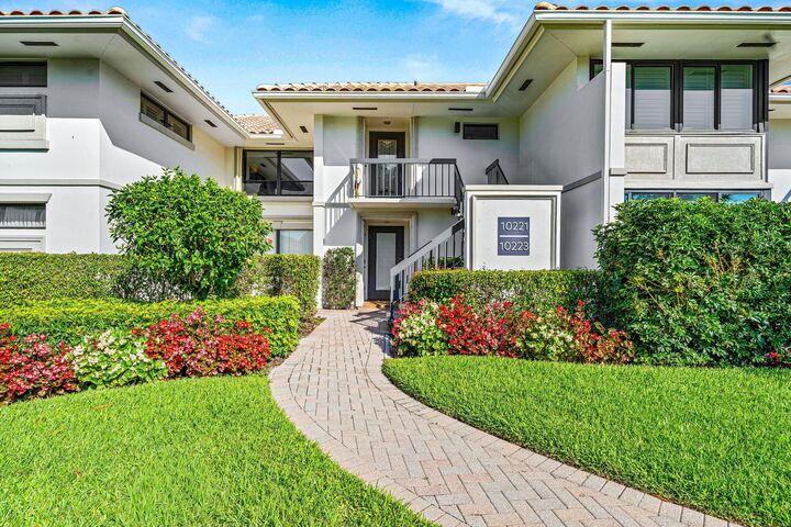 Property Photo:  10221 Quail Covey Road Hibiscus S  FL 33436 