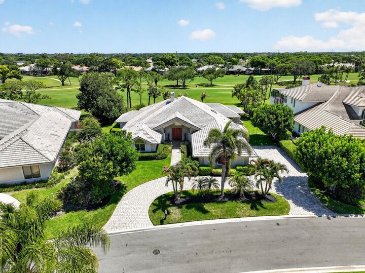 Property Photo: 6711 SE Barrington Drive FL 34997