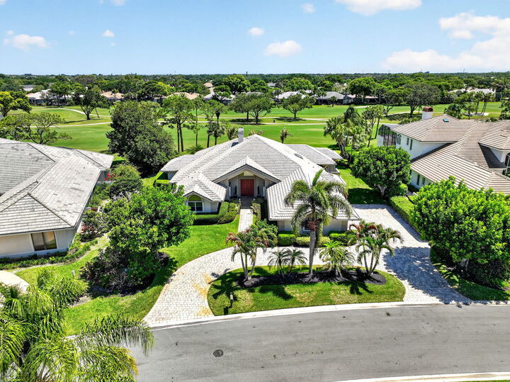 Property Photo:  6711 SE Barrington Drive  FL 34997 