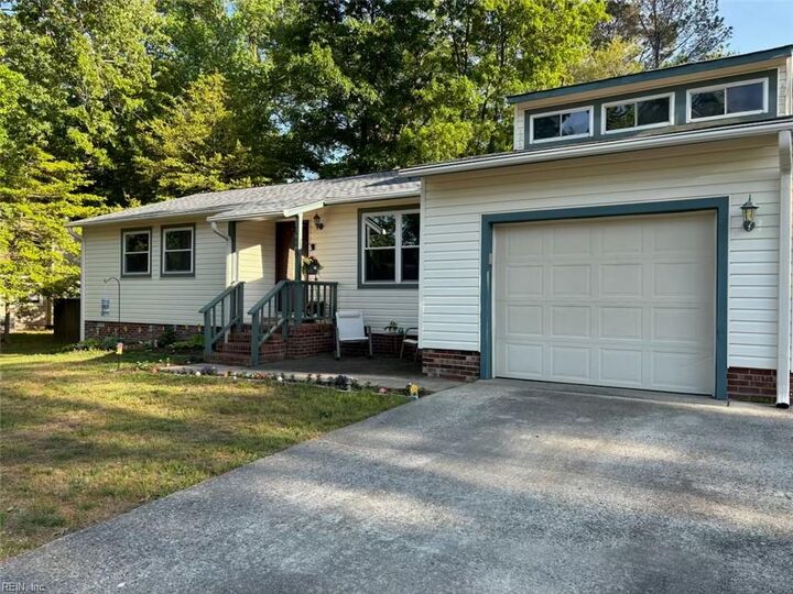 Property Photo:  106 Penrith Xing  VA 23692 