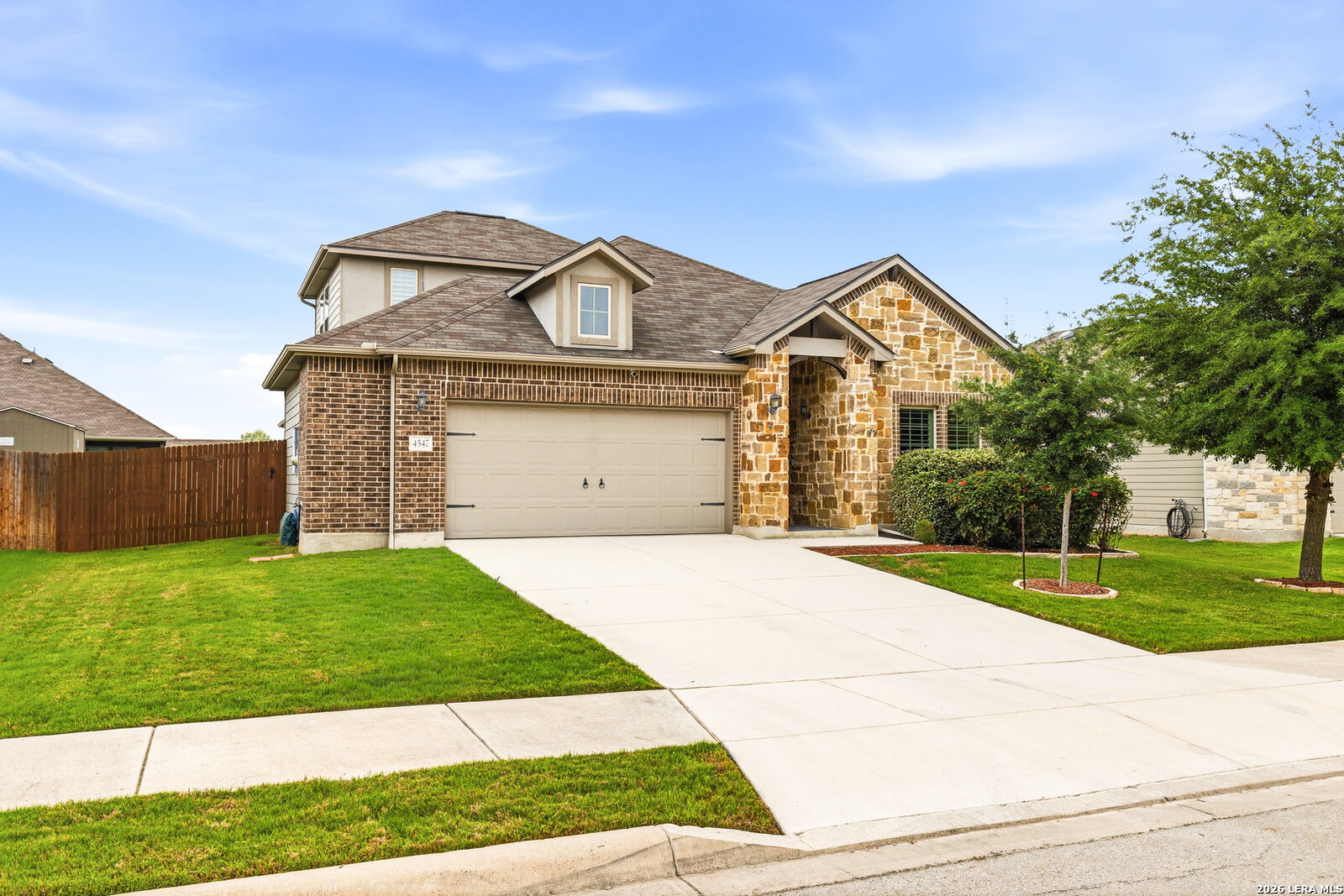 Property Photo:  4547 Meadow Grn  TX 78108 