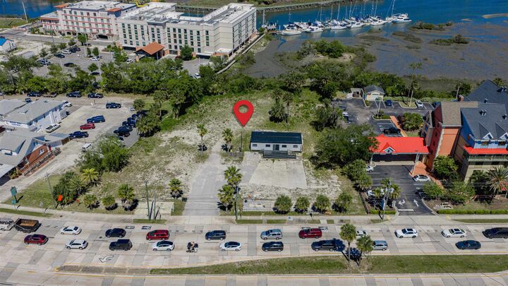 Property Photo:  303 S Ponce De Leon  FL 32084 