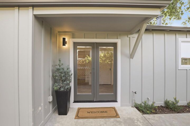 Property Photo: 715 Roosevelt Avenue CA 94061