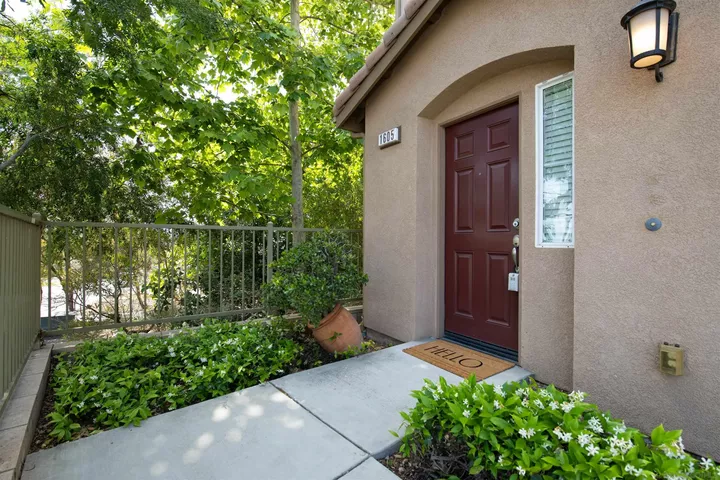 Property Photo:  1605 Waterlily  CA 92078 