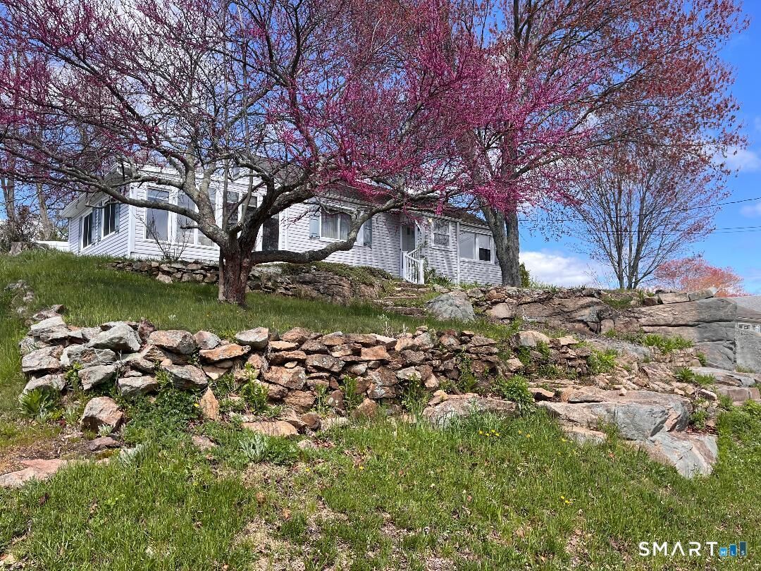 Property Photo:  37 Hartman Avenue  CT 06512 