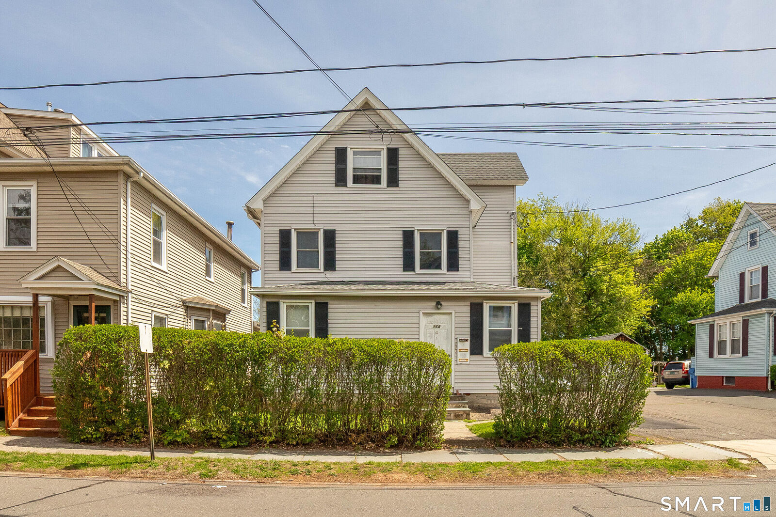 Property Photo:  168 Greenwood Street  CT 06051 