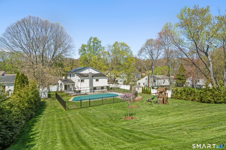 Property Photo:  11 Guyer Road  CT 06880 