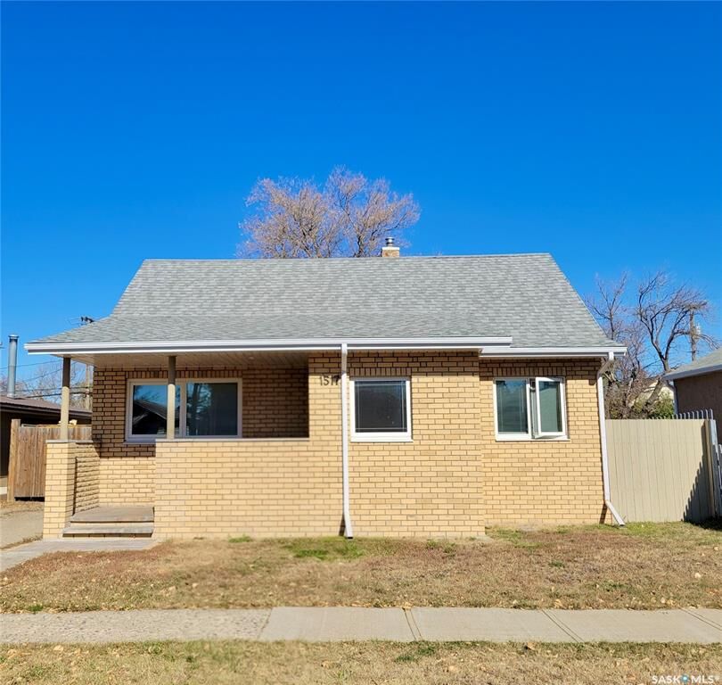 Photo de la propriété:  1517 3rd Street  SK S4A 0S5 