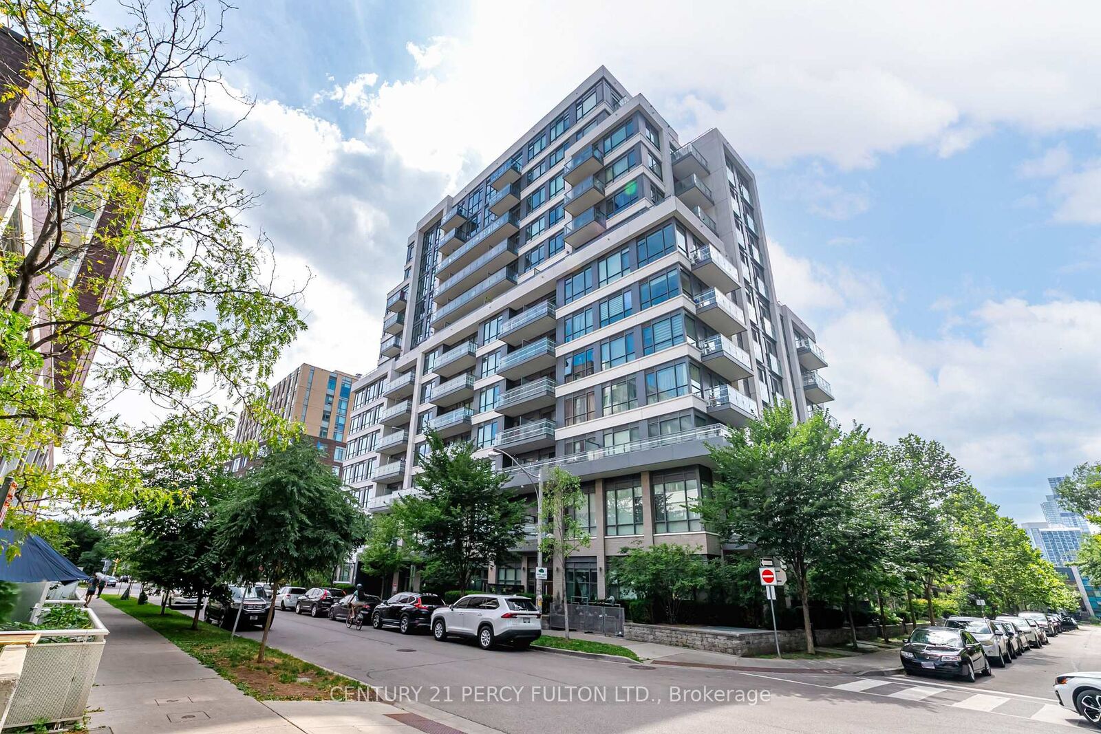 Property Photo:  200 Sackville Street 414  ON M5A 0C4 