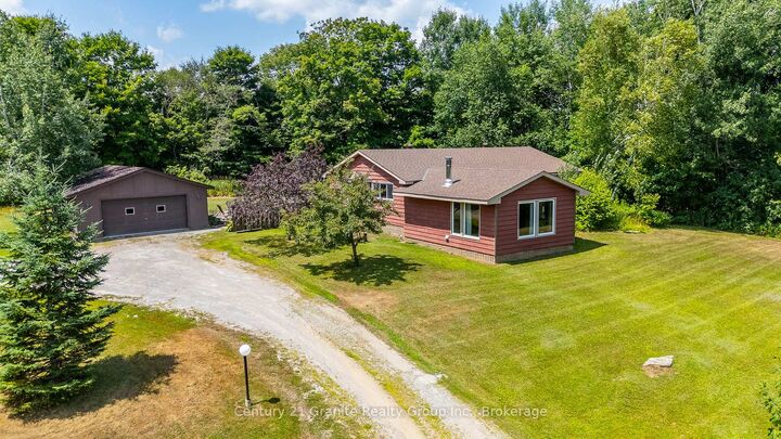 Property Photo: 1037 Kernohan Farm Trail ON K0M 2K0